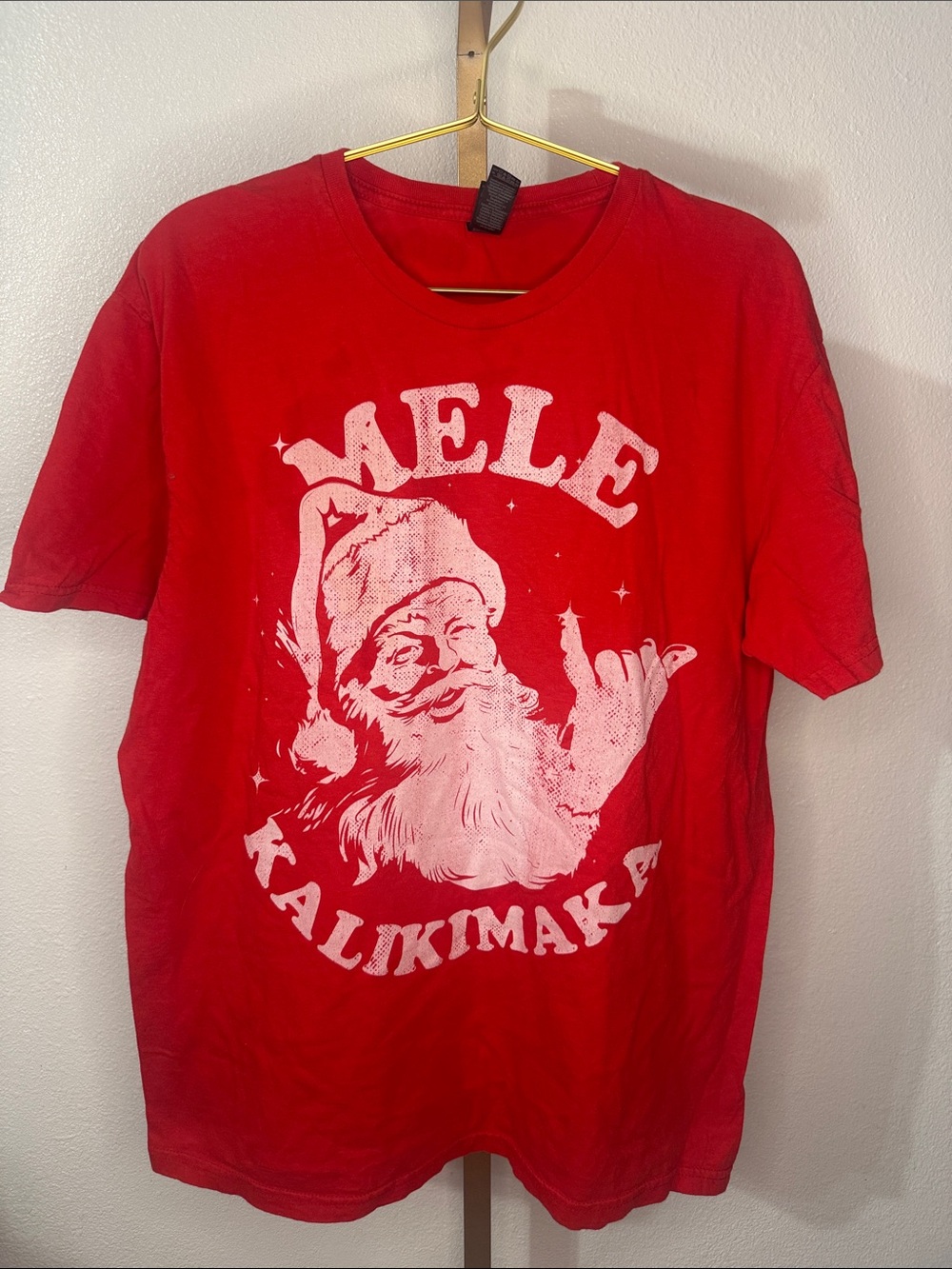 Mele Kalikimaka Santa Shaka Graphic Tee - size large- *flaw